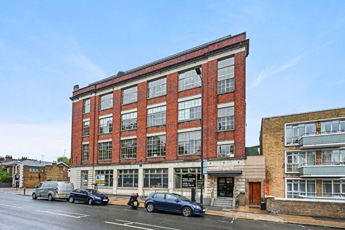 2 Bedroom Flat For Sale In The Curtis Building, - Paddenswick Road, Hammersmith, London, W6