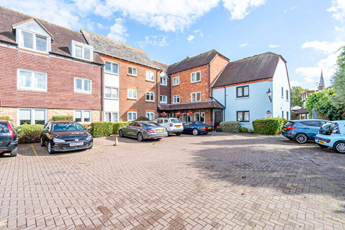 2 Bedroom Retirement Property For Sale In Henty Gardens, Chichester, PO19