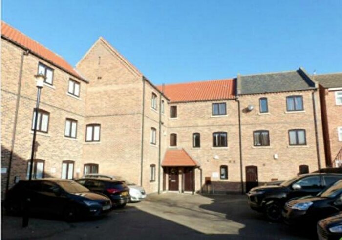 1 Bedroom Flat To Rent In Linley Court, Bingham, Nottingham, Nottinghamshire, NG13