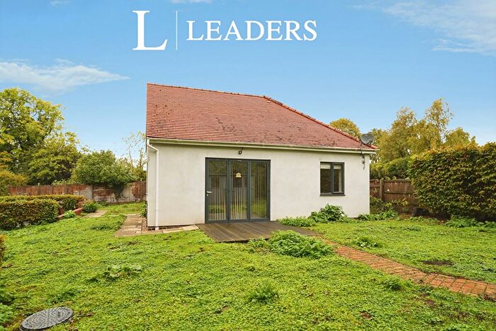 3 Bedroom Bungalow To Rent In Main Road, Shurdington, Cheltenham, GL51