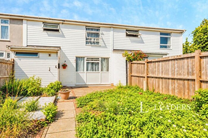 3 Bedroom Terraced House For Sale In Hickory Avenue, Colchester, Essex, CO4