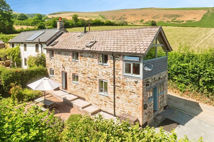 2 Bedroom Semi-Detached House For Sale In New Radnor, Presteigne, LD8