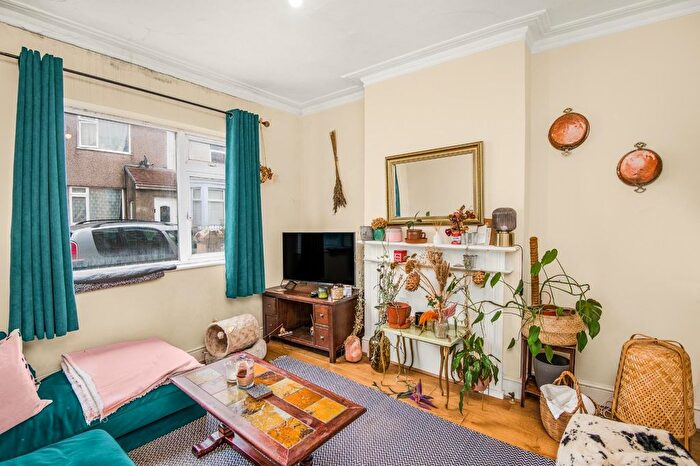 3 Bedroom Terraced House For Sale In Gloucester Street, Eastville, BS5