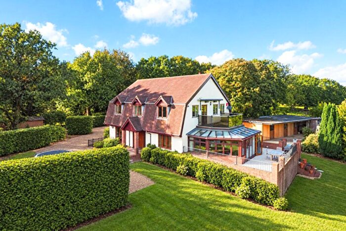 4 Bedroom Detached House For Sale In Clanfield, Nr Petersfield, Hampshire, PO8