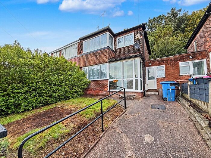 3 Bedroom Semi-Detached House To Rent In Castlewood Road, Salford, M7