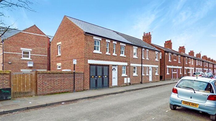4 Bedroom Flat To Rent In Hayfield Road, Jericho, Oxford, OX2