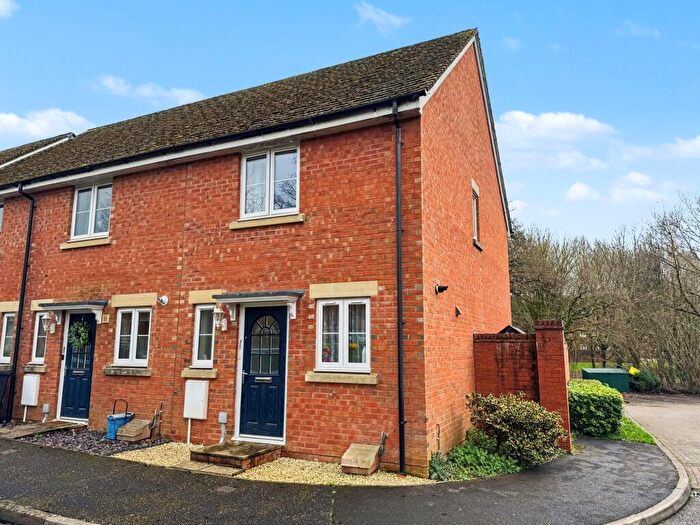 2 Bedroom End Of Terrace House For Sale In Massey Road, Tiverton, EX16