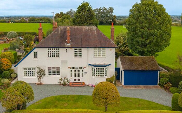 4 Bedroom Detached House For Sale In Burton Road, Repton, DE65