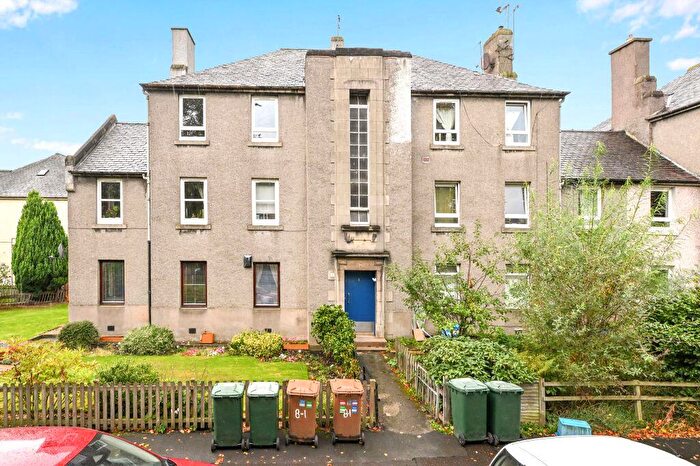 1 Bedroom Flat For Sale In / Whitson Grove, Stenhouse, Edinburgh, EH11
