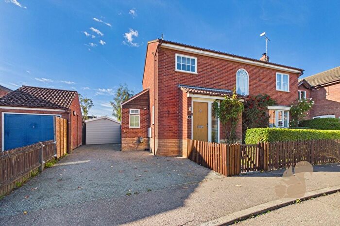 3 Bedroom Detached House For Sale In Langwood, West Mersea, CO5