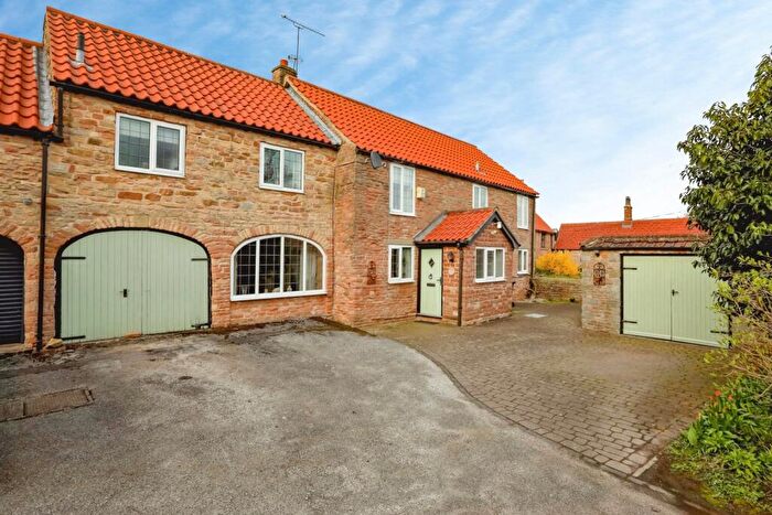 4 Bedroom Link Detached House For Sale In Burrs Farm Court, Gildingwells, Worksop, South Yorkshire, S81