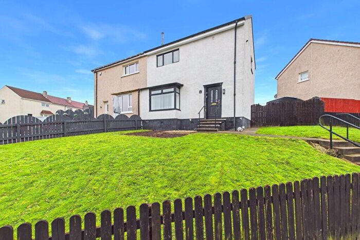 2 Bedroom Semi-Detached House For Sale In Third Avenue, Alexandria, G83