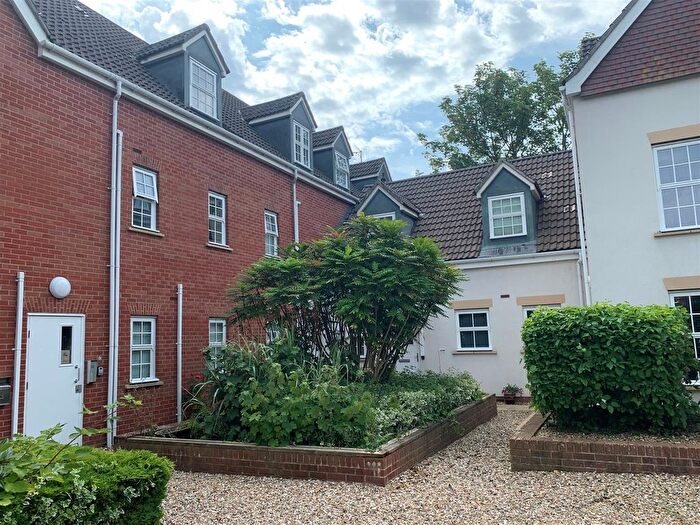 1 Bedroom Flat For Sale In Friary Wall, Horse Pond Lane, Bridgwater, TA6