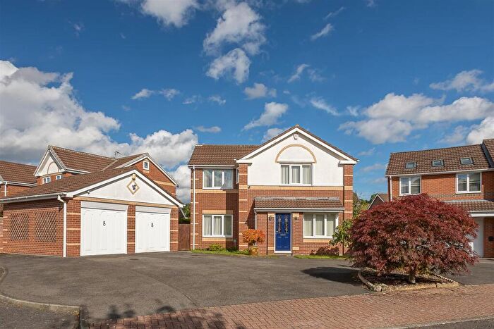 4 Bedroom Detached House For Sale In Coningsby Close, Whitebridge Park, Newcastle Upon Tyne, NE3