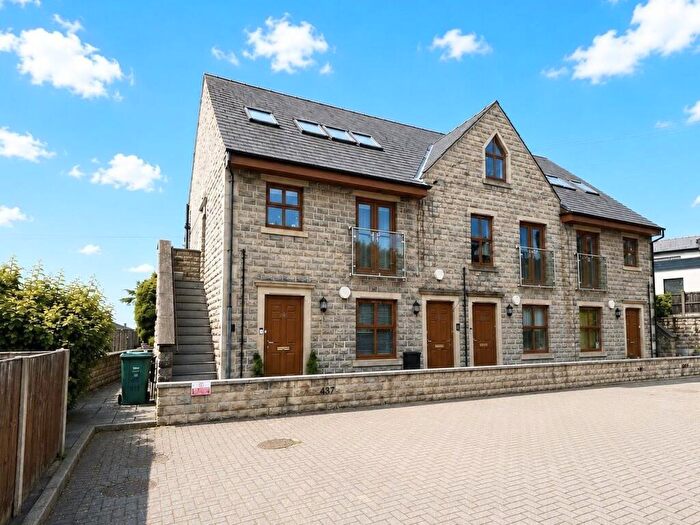 2 Bedroom Apartment To Rent In Bolton Road West, Ramsbottom, Bury, Greater Manchester, BL0