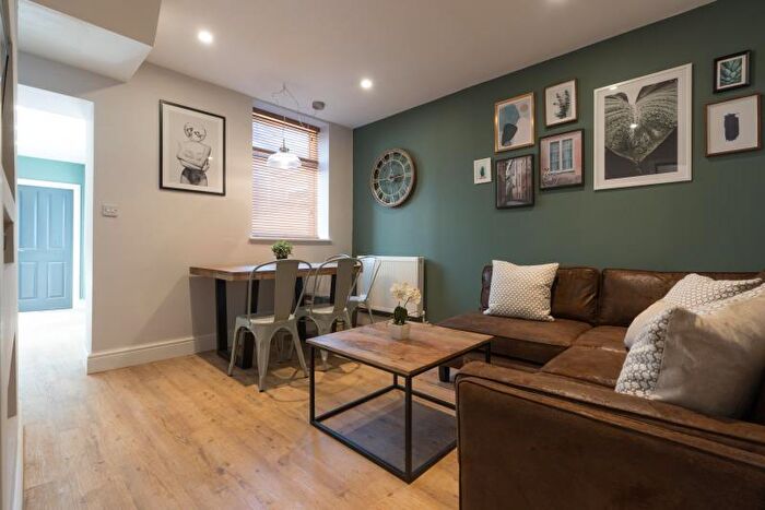 4 Bedroom Terraced House To Rent In Albion Street, Lancaster, LA1