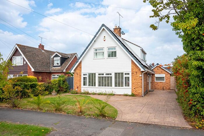 4 Bedroom Detached House For Sale In St. James Avenue, Upton, CH2