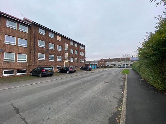 3 Bedroom Apartment For Sale In Dixon Road, Newton Aycliffe, Durham, DL5
