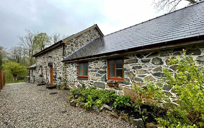 5 Bedroom Detached House For Sale In Porthmadog, Gwynedd, LL49