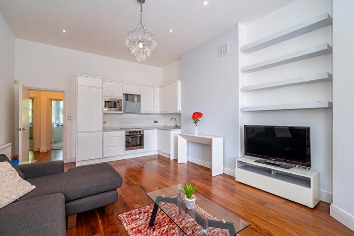 2 Bedroom Flat To Rent In Fordwych Road London, NW2