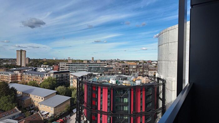 1 Bedroom Flat For Sale In Cadmium Square, Grand Regent Tower, E2