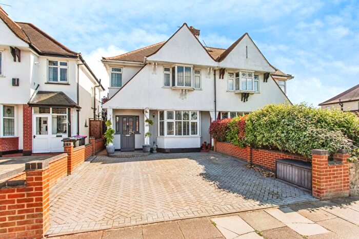 3 Bedroom Semi-Detached House For Sale In Woodgrange Drive, Southend-on-Sea, Essex, SS1