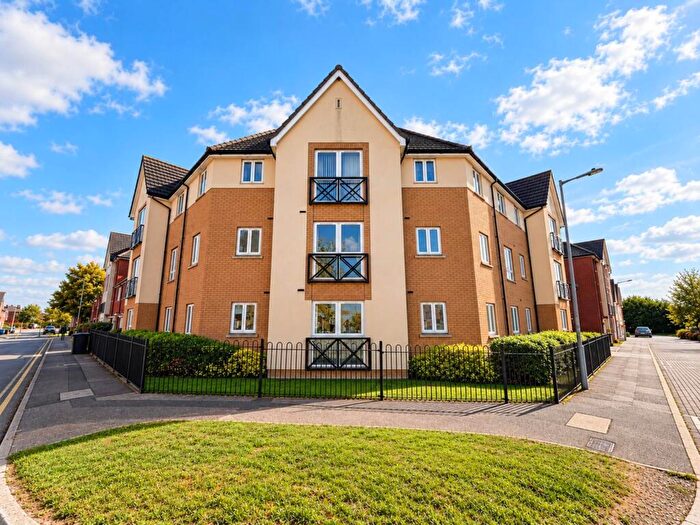 2 Bedroom Apartment To Rent In Jovian Way, Ipswich, IP1
