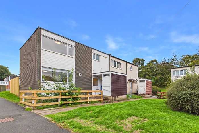 3 Bedroom Semi-Detached House For Sale In Crossland Place, Sheffield, South Yorkshire, S12
