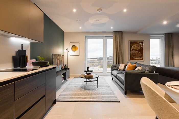 Studio To Rent In Mcewan Walk, Fountainbridge, Edinburgh, EH3