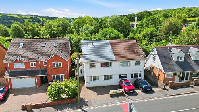 3 Bedroom Semi-Detached House For Sale In Libanus Road, Blackwood, NP12