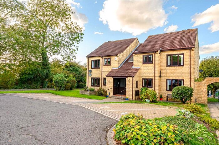 2 Bedroom Apartment For Sale In Millgarth Court, Collingham, LS22
