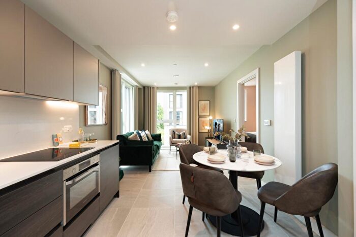 1 Bedroom Flat To Rent In New York Square, Soyo, Quarry Hill, Leeds, LS2