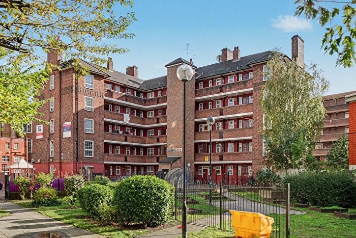 4 Bedroom Flat For Sale In Hanbury Street, London, E1
