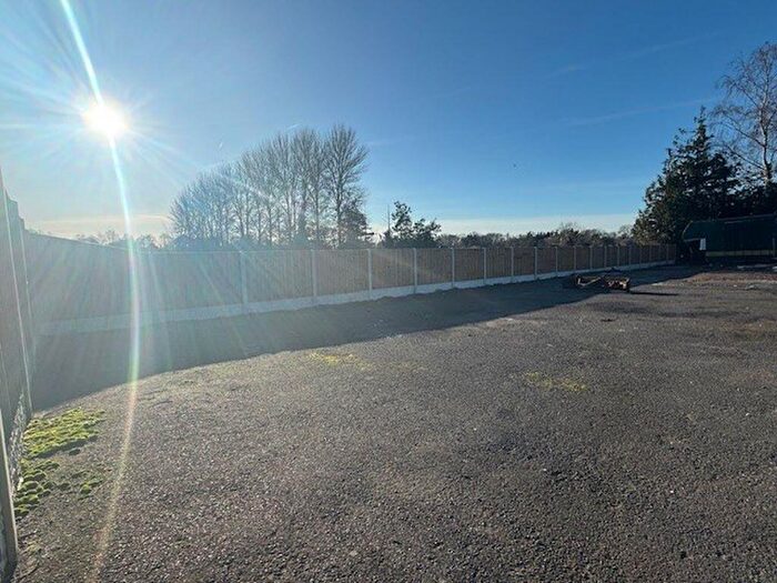 Land To Rent In Yard Space - Brittens Lane, Fontwell, BN18