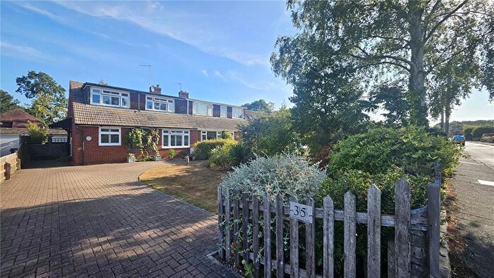 3 Bedroom Semi-Detached House For Sale In Charlesford Avenue, Kingswood, Maidstone, Kent, ME17