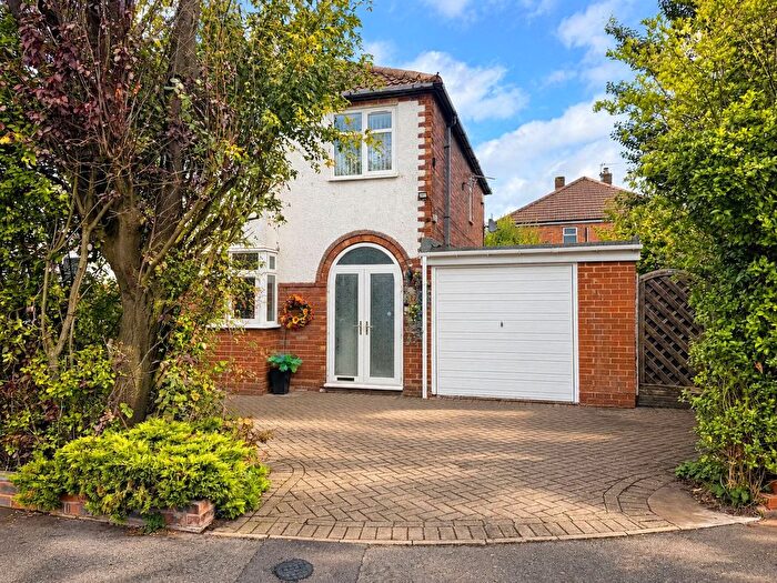3 Bedroom Semi-Detached House For Sale In Fairview Crescent, Wednesfield, Wolverhampton, WV11