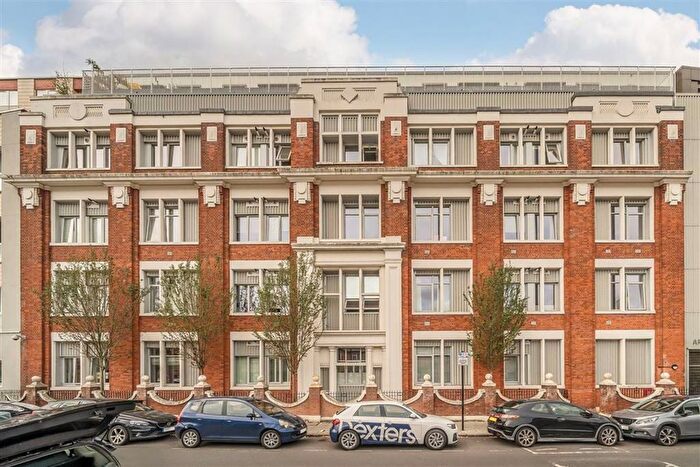 2 Bedroom Flat For Sale In Arklow Road, New Cross, SE14