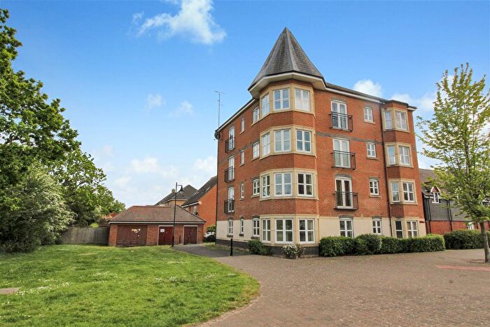 2 Bedroom Flat To Rent In Egdon Close, Swindon, SN25