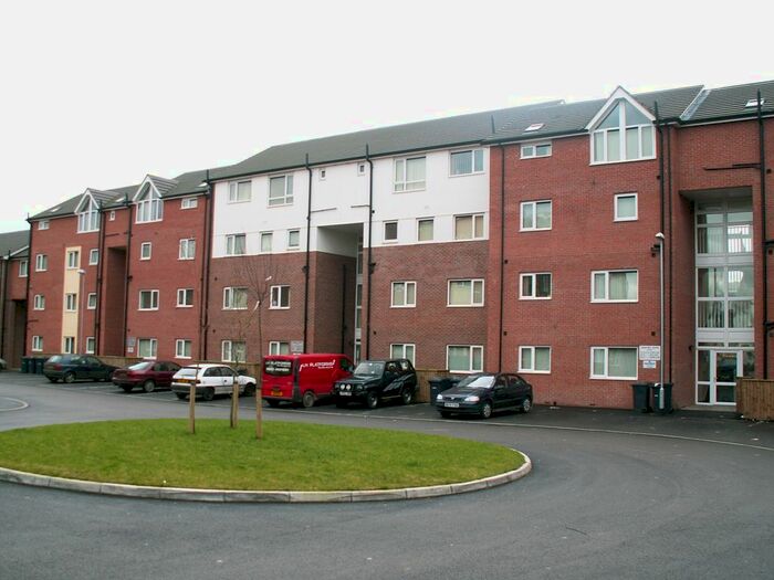 2 Bedroom Flat For Sale In Sugar Mill Square, Salford, M5