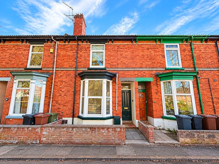 6 Bedroom Terraced House For Sale In Boultham Avenue, Lincoln, LN5