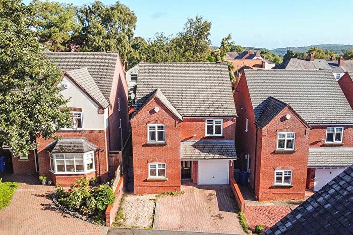 4 Bedroom Detached House To Rent In Oakdene Close, Hednesford, Cannock, WS12