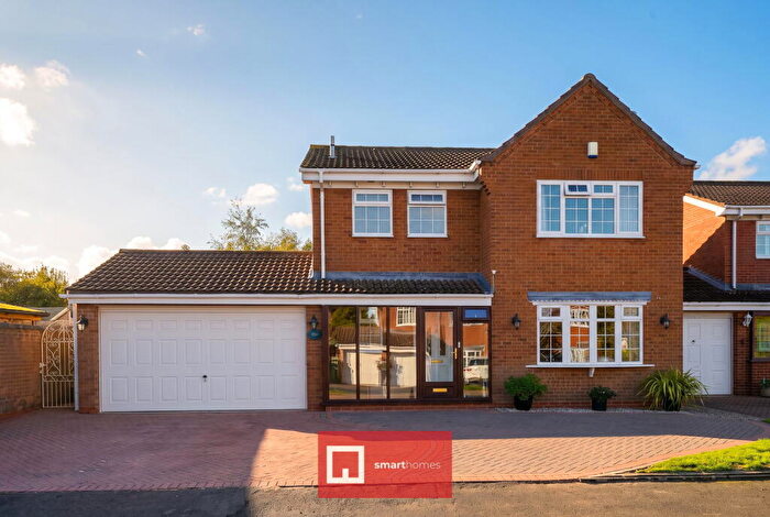 4 Bedroom Detached House For Sale In Stoney Close, Solihull, B92
