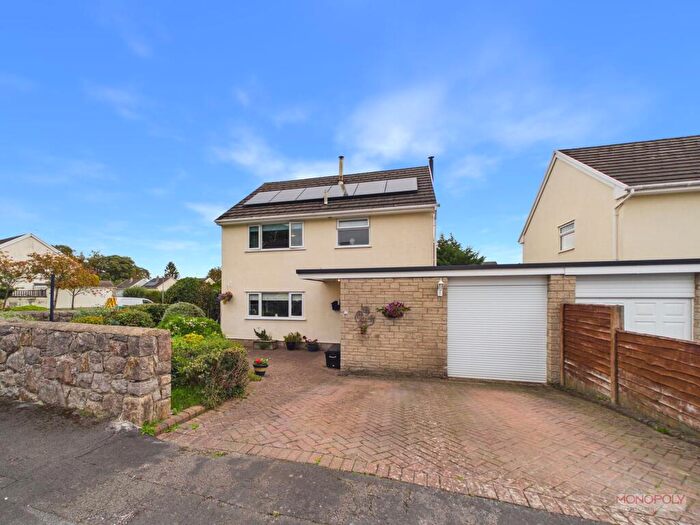 4 Bedroom Link Detached House For Sale In Nannerch, Mold, CH7