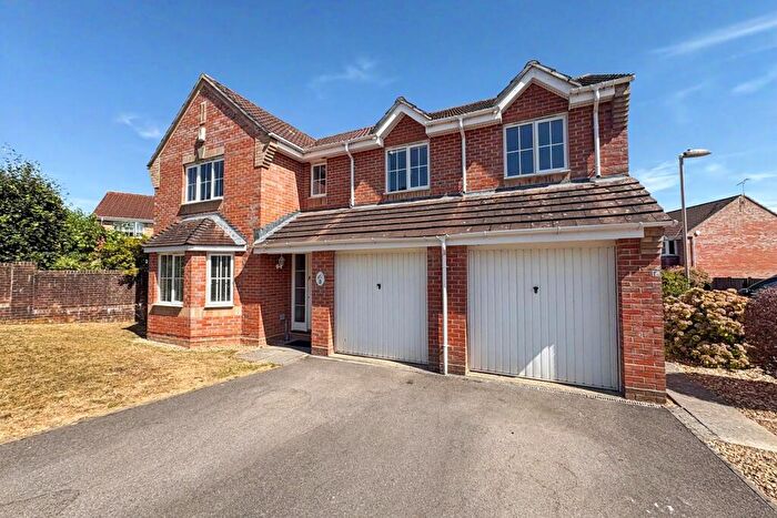 5 Bedroom Detached House For Sale In Verwood, BH31
