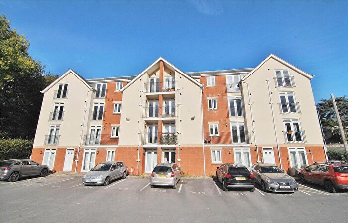 2 Bedroom Apartment To Rent In Wilminton Terrace, London Road, Stroud, Gloucestershire, GL5
