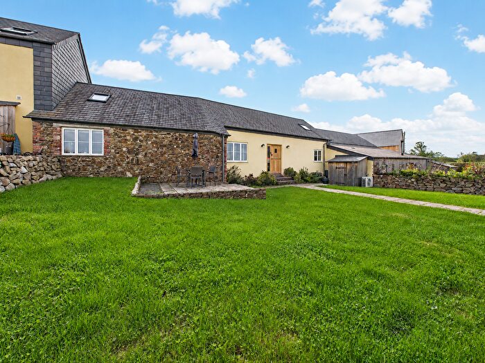 2 Bedroom Terraced Bungalow For Sale In Bridgerule, Holsworthy, EX22