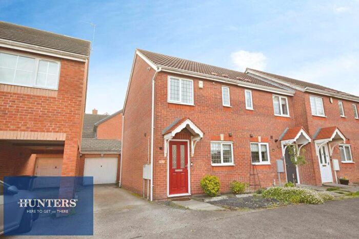 2 Bedroom End Of Terrace House For Sale In Bradgate Croft, Chesterfield, S41