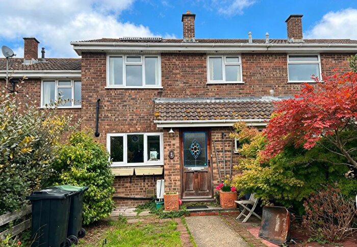 3 Bedroom Terraced House For Sale In Calshot Road, Calshot, Southampton, Hampshire, SO45