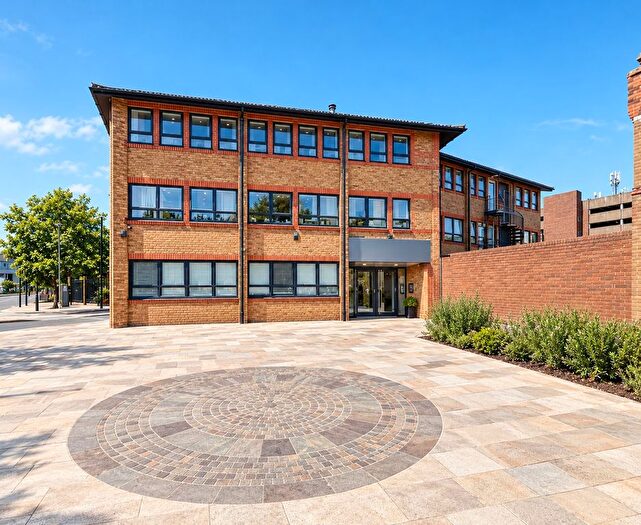 2 Bedroom Flat To Rent In Dartford Road, Dartford, DA1