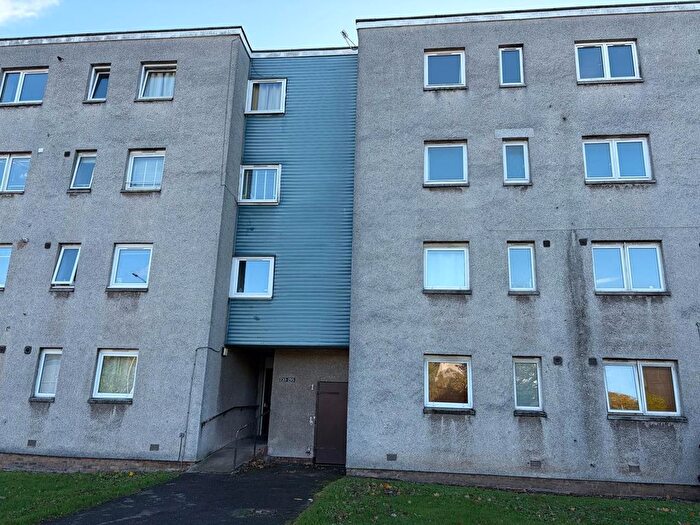 2 Bedroom Flat To Rent In Craigie Drive, Dundee, DD4